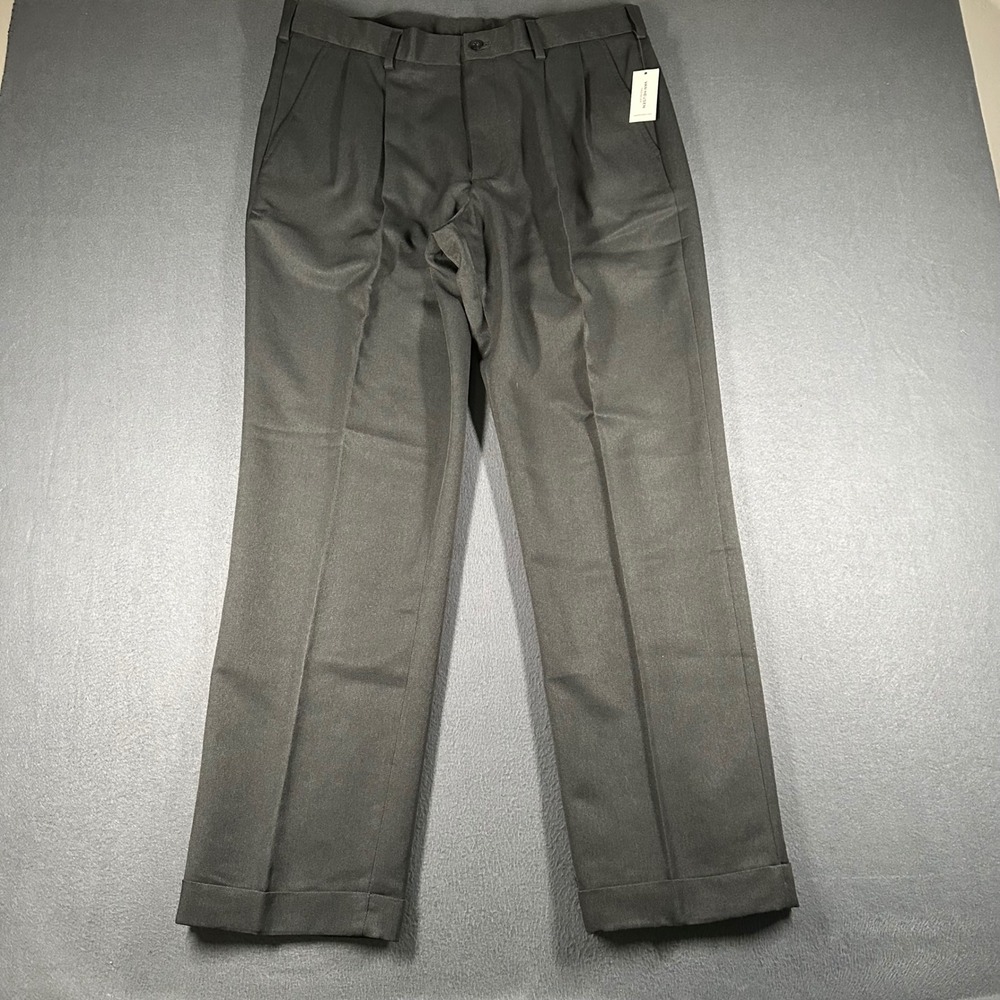 Van‎ Heusen Traveler Pants Mens W36 L32 Classic Fit Pleated Dress Pants Gray NWT